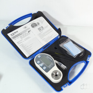 neuwertiges Digitalrefraktometer Kern ORD 45BM
