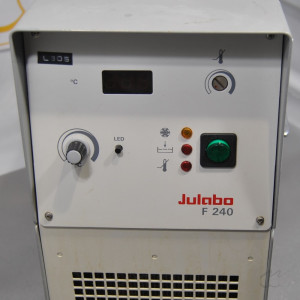 Kyrostat gebrauchter Umlaufkühler, JULABO F240, Kryostat, Chiller -10...+40°C ...