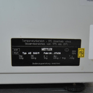 gebrauchte Analysewaage Mettler AE260-S Deltarange 205g / 0,1mg